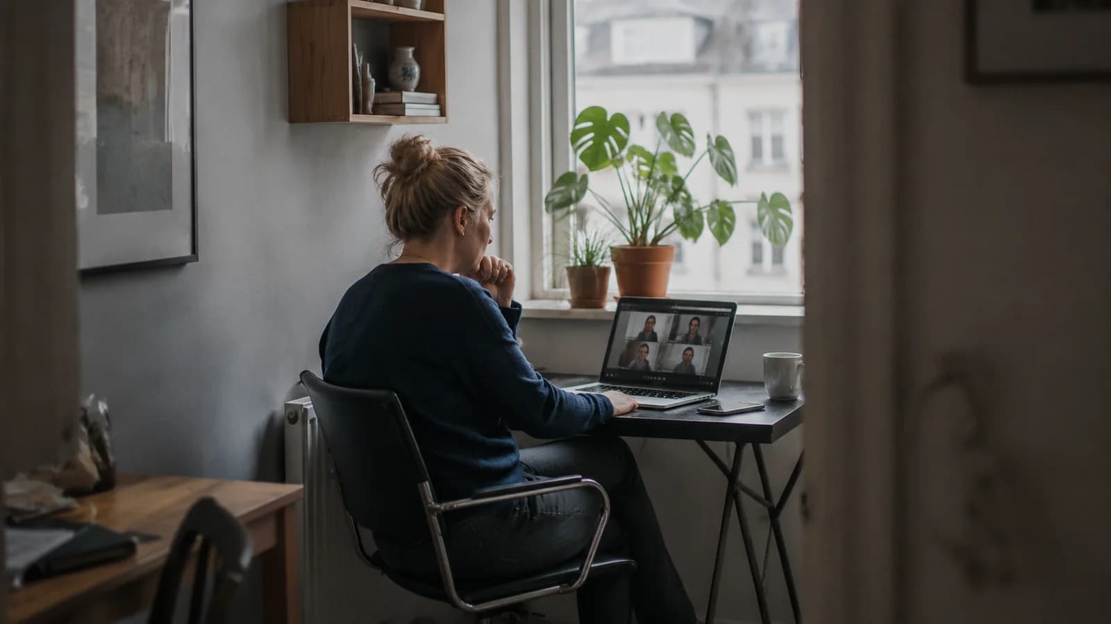 En naturlig arbejdssituation om tillid i hybride teams