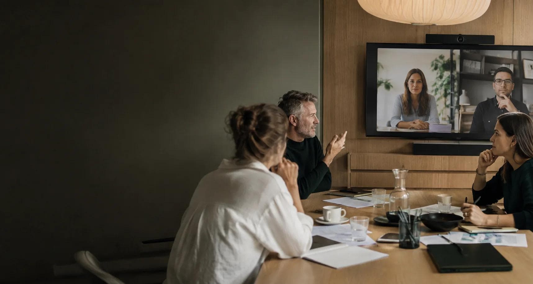 Hybridt team i samarbejde på tværs af arbejdssteder