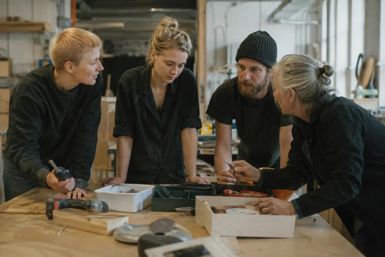 Praktisk arbejdssituation: Belbin og Tuckmans teamfaser
